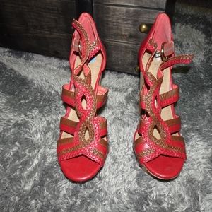 BCBG Wedges